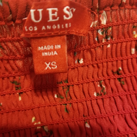 Guess Crossover Crop Top Size XS Red Floral - Picture 2 of 6